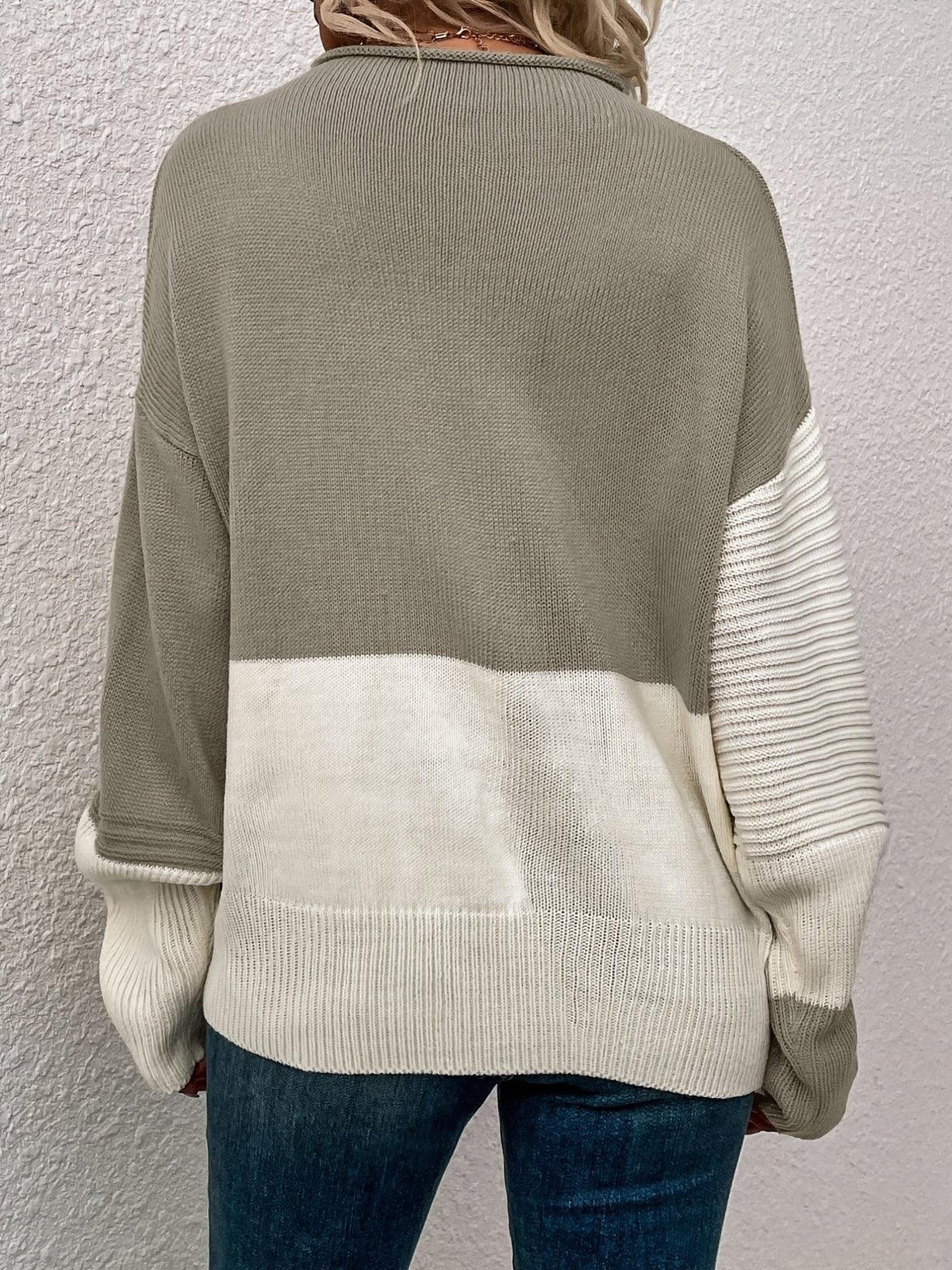 Women’s Color Block Relaxed Sweater – Modern Cozy Knit