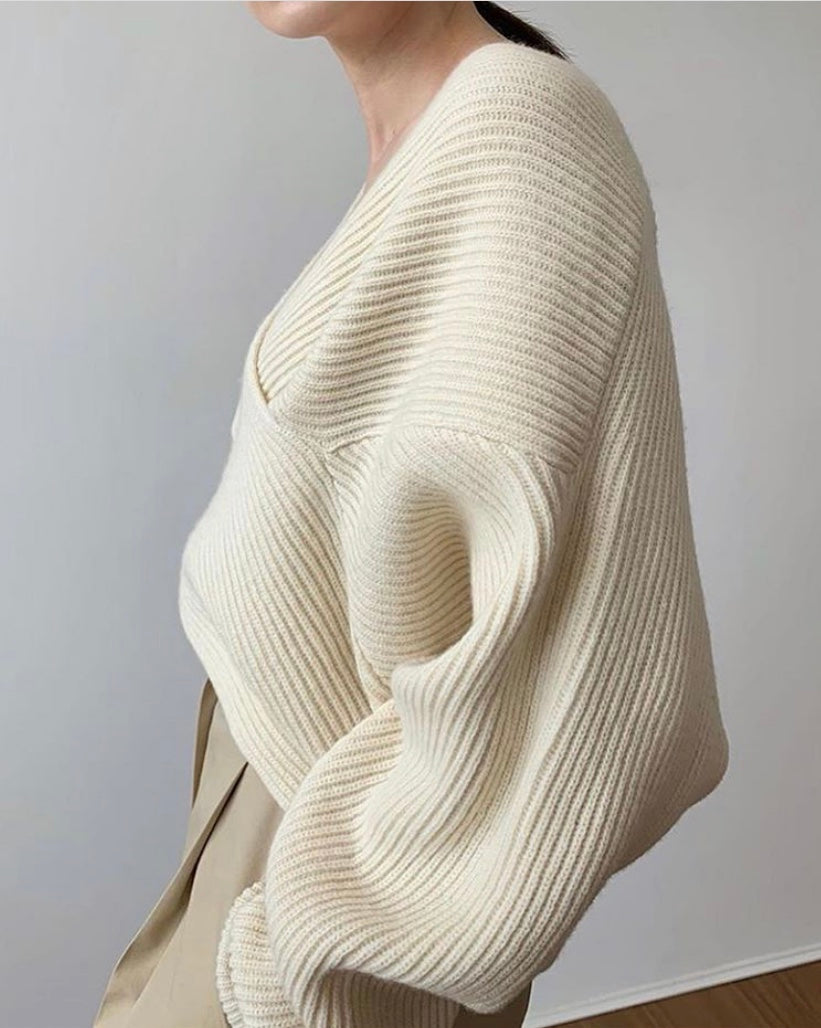 Women’s Cross-Knit Sweater – Elegant Comfortable Pullover