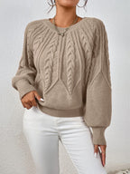 Women’s Cable-Knit Crewneck Sweater - Soft and Versatile