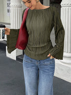 Waist-Cinching Pleated Shirt - Casual and Elegant