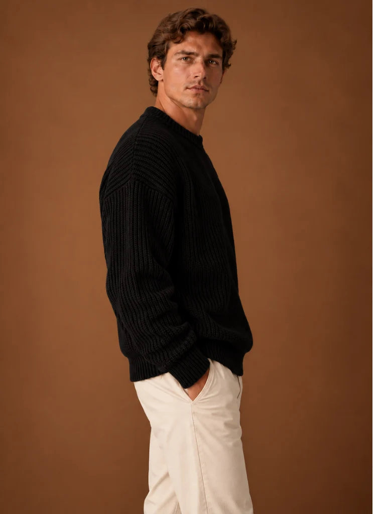 Men's Chunky Knit Crewneck Sweater in Relaxed Fit for Fall & Winter 1