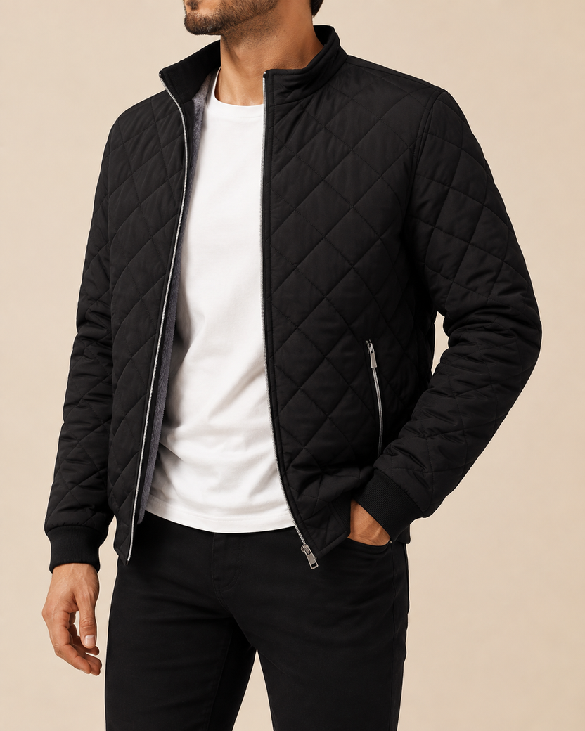 Men's quilted winter jacket featuring a cozy faux fur lining and stylish ribbed cuffs, perfect for staying warm and fashionable in cold weather. 2