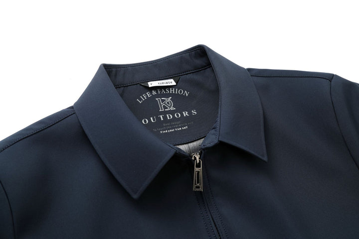 Men's zip-front business jacket featuring a stylish plaid lining and classic lapel collar, perfect for professional and casual occasions. 7