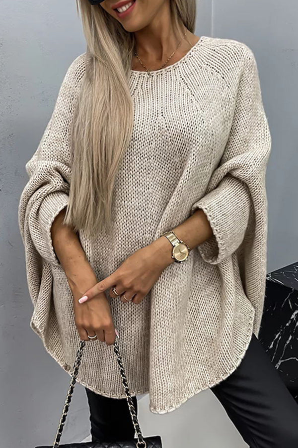 Women’s Elegant Crewneck Pullover - Soft and Refined