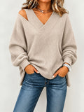 Elegant Women's Blouse - Flowy and Polished