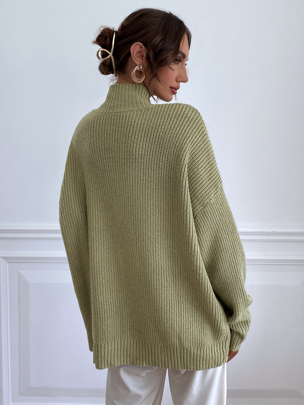 Women’s Loose Turtleneck Sweater – Minimal Warm Knit Top